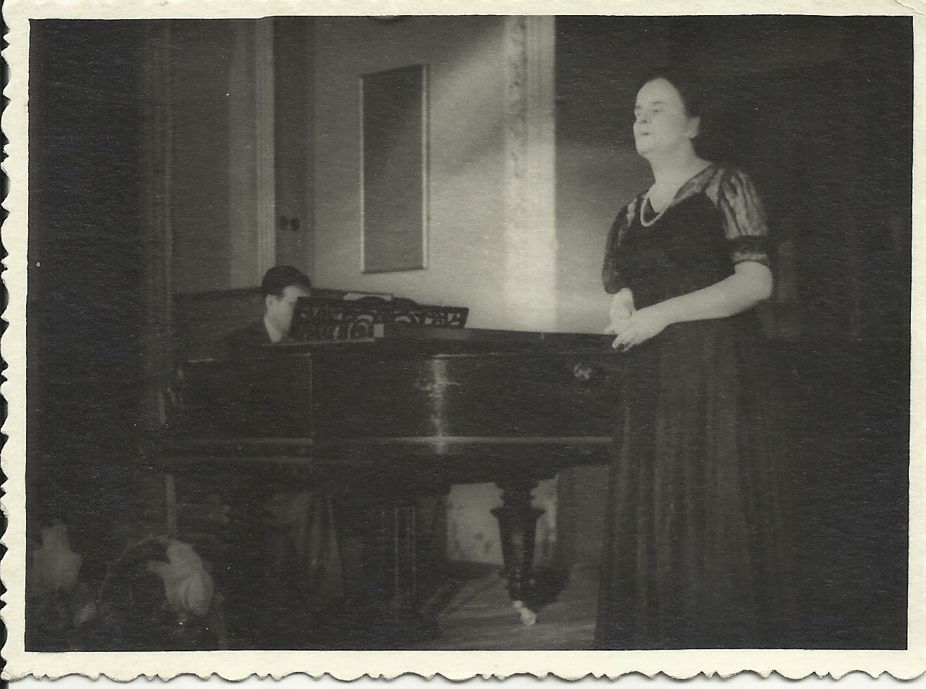 Beatrice (2)
